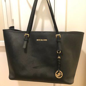 MICHAEL Michael Kors Jet Set Medium Saffiano Leather Travel Tote